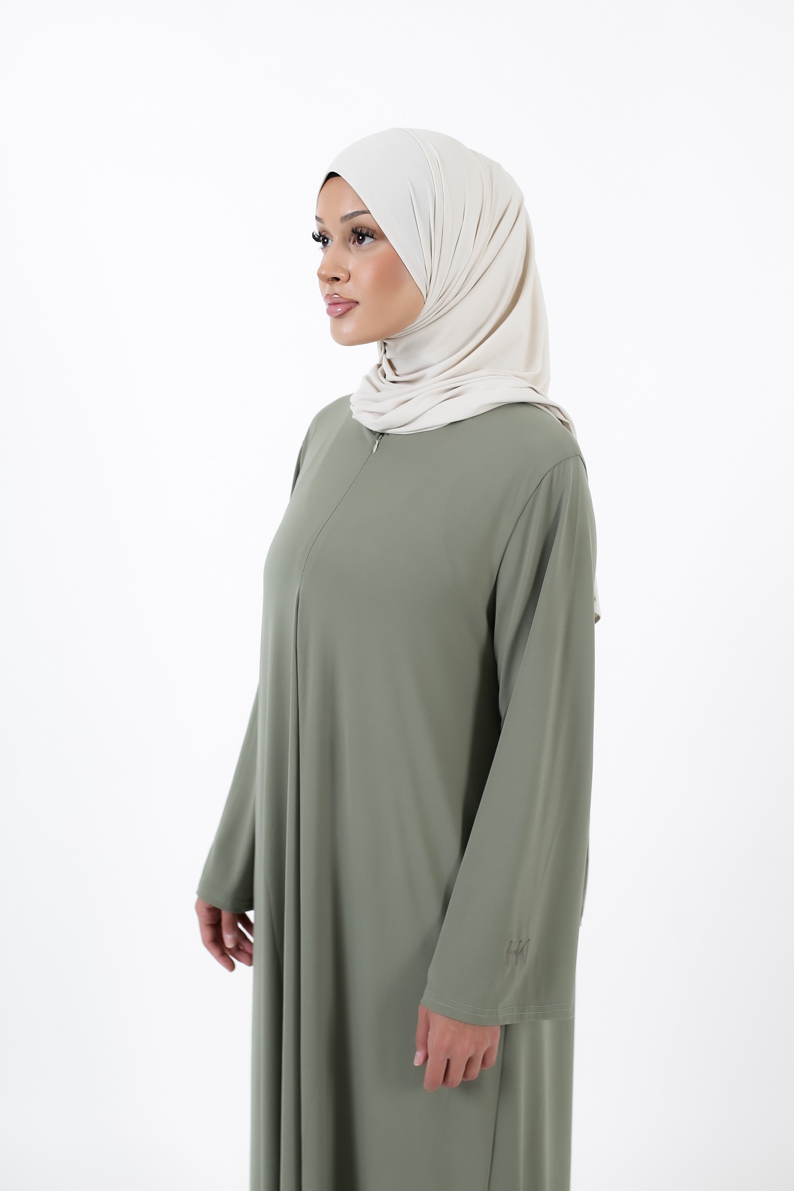 Zipped Abaya