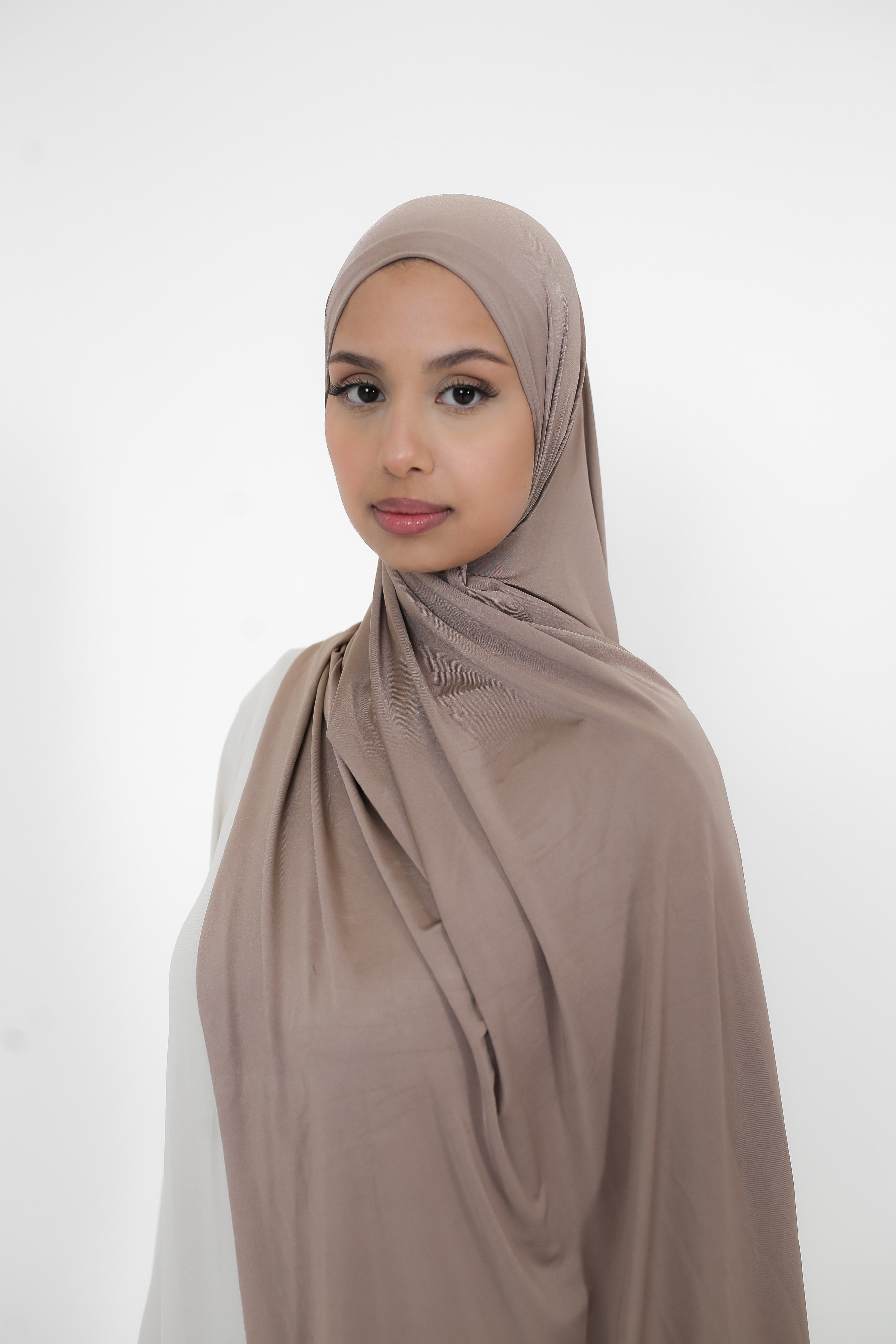 Soft Brown - Liquid Collection