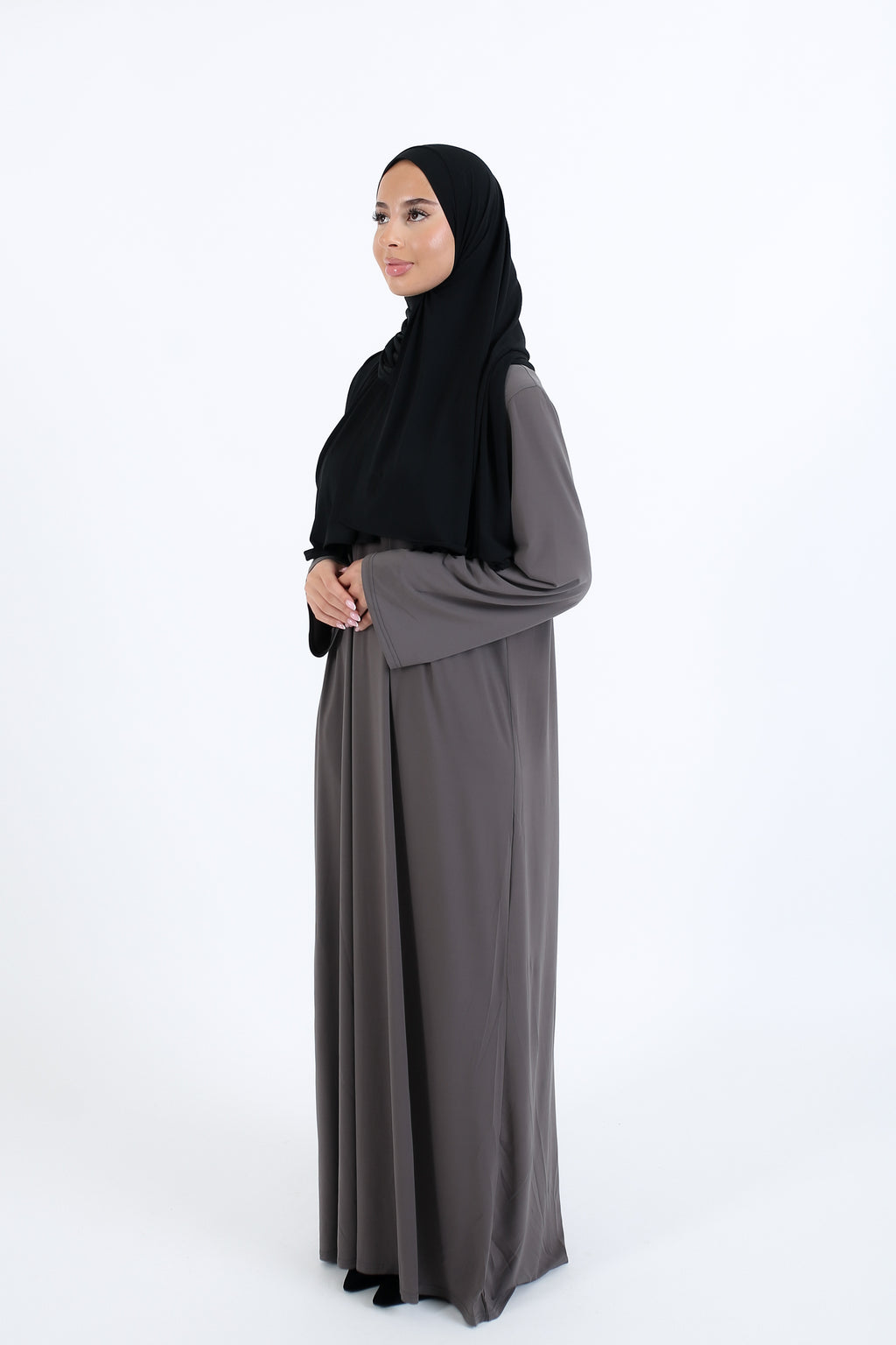 Zipped Abaya