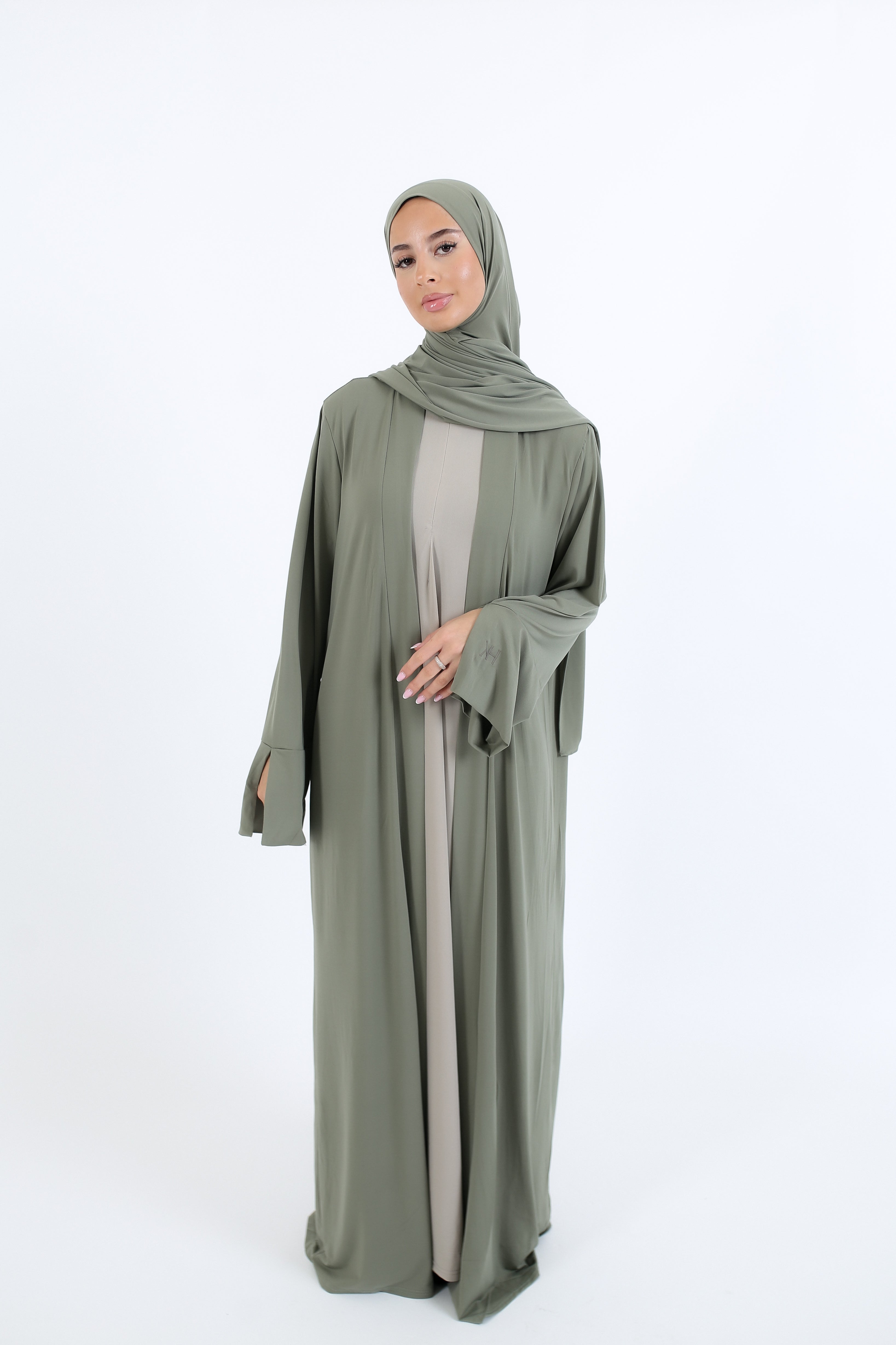 Open Abaya